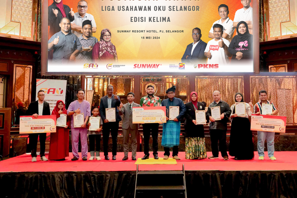 Raja Muda Selangor perkenan nobat tiga usahawan OKU sebagai Ikon Usahawan OKU Selangor edisi kelima